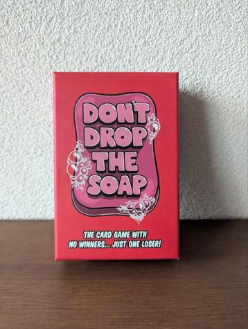 Don't Drop the Soap kaartspel beschikbaar voor biedingen