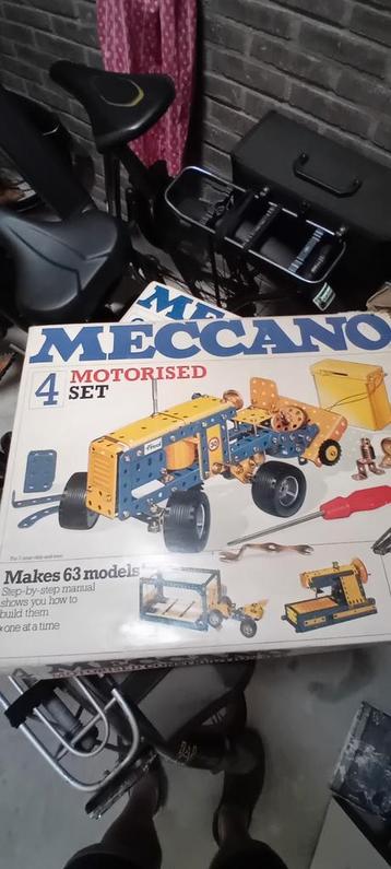 Meccano Bouwdozen - 2 Sets beschikbaar voor biedingen