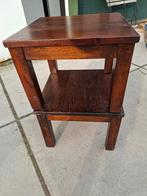 Twee mooie strakke houten salon tafel salontafels 60 x 60 cm, Huis en Inrichting, Tafels | Salontafels, Ophalen, Gebruikt, 50 tot 100 cm