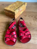Salt water sandals maat 28 (size 10) rode sandalen, Gebruikt, Ophalen