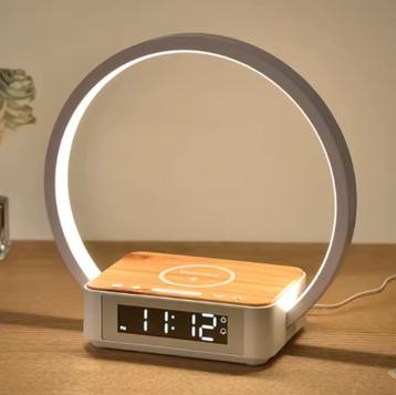 LED Lamp + wekker + telefoonoplader ineen (nieuw in doos) beschikbaar voor biedingen