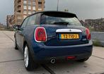 MINI Cooper 1.5 Salt Business | Unieke samenstelling!, Auto's, Voorwielaandrijving, 136 pk, 4 cilinders, Leder en Stof