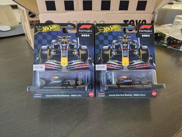 Hot Wheels Formule 1 Red Bull #1 & #11 beschikbaar voor biedingen
