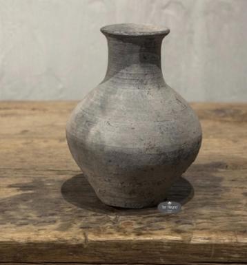 Stenen kruikje hals steen kruik potje stoer sober landelijk beschikbaar voor biedingen