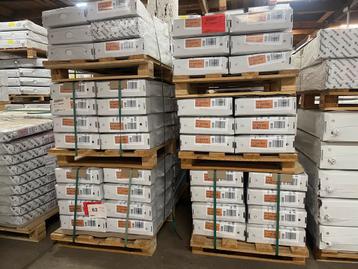 Partij stelrad radiatoren 80 stuks zeer mooi 30x60 t22 beschikbaar voor biedingen