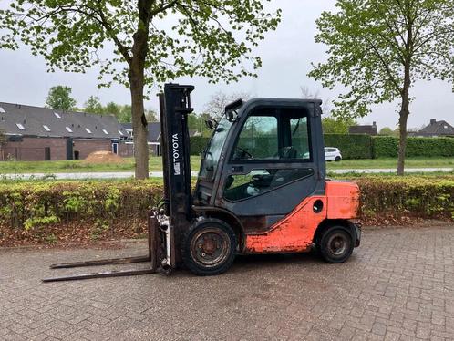 Te koop toyota diesel heftruck 02-8FDF30, Zakelijke goederen, Machines en Bouw | Heftrucks en Intern transport, Heftruck, Overige aandrijving