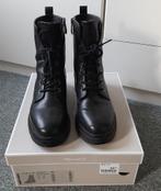 Zwarte tamaris veterlaarsjes maat 39 z.g.a.n, Tamaris, Zwart, Lage of Enkellaarzen, Ophalen of Verzenden