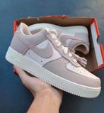 Nike Air Force 1 '07 Pink Oxford - Maat 42, Wit, Nike, Nieuw, Ophalen of Verzenden