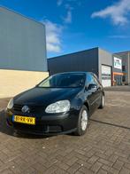 Volkswagen Golf 1.6 16V FSI 85KW 3D 2005 Zwart, Auto's, Voorwielaandrijving, 15 km/l, 4 cilinders, 620 kg