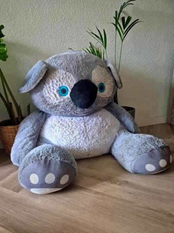 Mooie grijs/witte teddy beer 80 cm breed 70 cm hoog beschikbaar voor biedingen