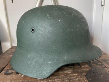 Bundesgrensschutz M40/53 stahlhelm beschikbaar voor biedingen