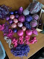 Kerstballen en ornemenren in paars en roze, Ophalen, Gebruikt