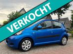 Toyota Aygo 1.0-12V Comfort Airco AUTO-NAP APK 09-2026!, Euro 5, Stof, Gebruikt, Zwart