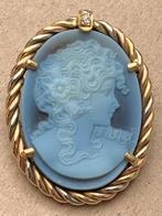 14k goud, agaat camee broche met 3 Top Wesselton briljantjes, Minder dan 4 cm, Nieuw, Ophalen of Verzenden, Met edelsteen