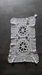 Tafelkleedje, opengewerkt gehaakt in de jaren 70, vintage, Ophalen of Verzenden