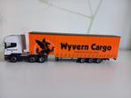 scania met zeiloplegger Wyvern Cargo, Hobby en Vrije tijd, Modelauto's | 1:50, Ophalen of Verzenden, Zo goed als nieuw, Bus of Vrachtwagen