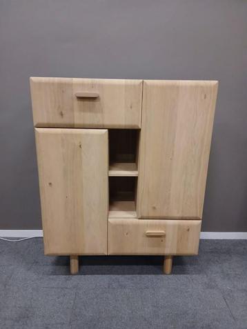 Forma highboard eikenhout nu voor €1299 beschikbaar voor biedingen