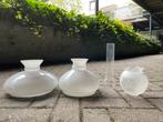 Glazen lampenkapjes voor tinnen voet, Ophalen, Gebruikt, Wit, Rond