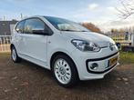 Volkswagen UP! 1.0 High up White 2012 Navi Airco, Auto's, Voorwielaandrijving, Euro 5, Stof, 4 stoelen