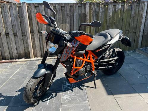 KTM Duke 690 | ABS | bj 2013 | 21.000 km | LeoVince uitlaat, Motoren, Motoren | KTM, Particulier, Naked bike, 12 t/m 35 kW, 1 cilinder