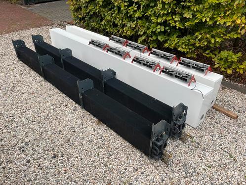 2 Jaga Strada hybrid Type 16 280x35cm 6380 watt DBE DBH, Doe-het-zelf en Verbouw, Verwarming en Radiatoren, Zo goed als nieuw