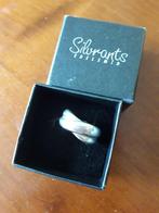 Zilveren ring .  Mooi model OPRUIMING IN DE KAST!, Ophalen of Verzenden, Zo goed als nieuw, Dame, Zilver