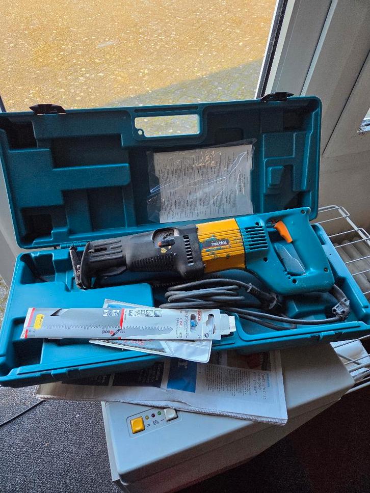 Makita JR3020 Reciprozaag, Doe-het-zelf en Verbouw, Gereedschap | Zaagmachines, Gebruikt, Reciprozaag, 600 tot 1200 watt, 70 mm of meer