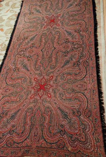 Antieke worteldoek extra groot 250  120 Cm beschikbaar voor biedingen
