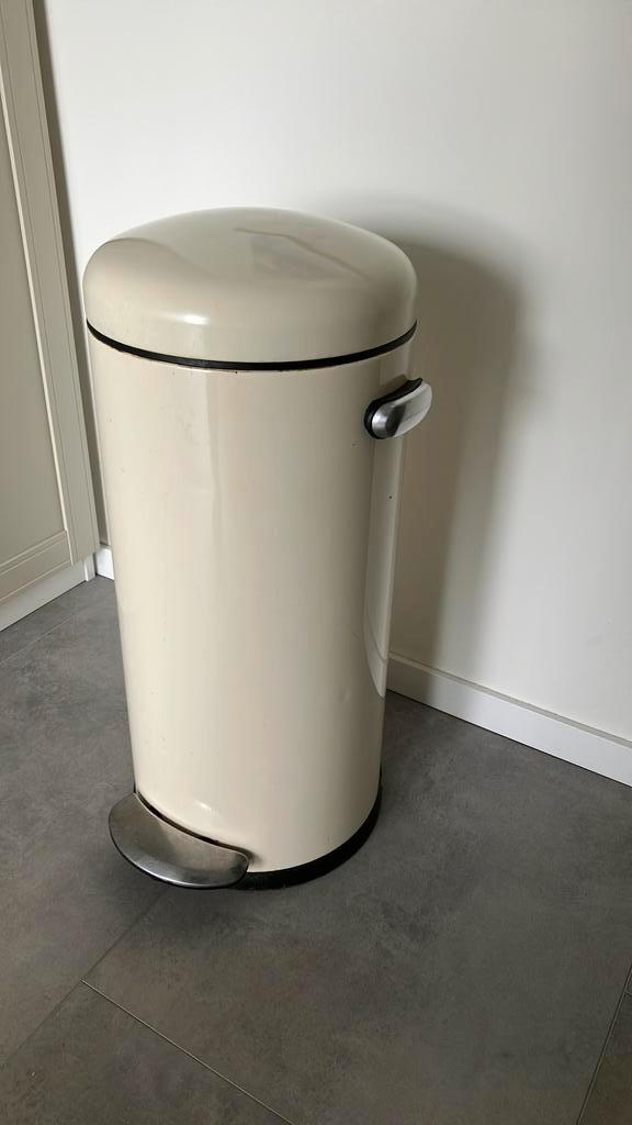 Simplehuman Retro Pedaalemmer 30L, Huis en Inrichting, Woonaccessoires | Prullenbakken, Gebruikt, Metaal, 50 tot 75 cm, 30 tot 40 liter