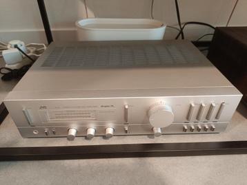 JVC A-X3 amplifier beschikbaar voor biedingen