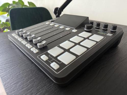 Rodecaster Pro 2 + 2 studio microfoons + stof case, Muziek en Instrumenten, Mengpanelen, Zo goed als nieuw, Ophalen of Verzenden