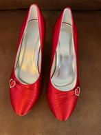 Dames pumps met hartje - maat 39, Kleding | Dames, Schoenen, Pumps, Verzenden, Nieuw, Rood