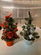 Vintage kerstboompje rood en zilver, Diversen, Kerst, Ophalen of Verzenden, Gebruikt