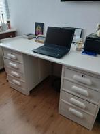bureau Tafel, Ophalen, Bureau