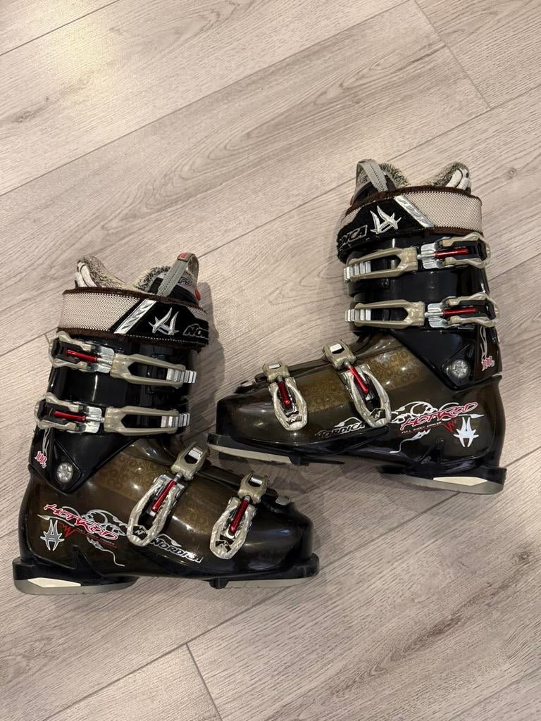 Nordica vrouwen skischoen, Ophalen, 160 tot 180 cm, Gebruikt, Schoenen