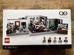 Lego Icons 10291: Queer Eye - The Fab 5 Loft SEALED, Ophalen of Verzenden, Nieuw, Complete set, Lego