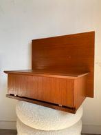 Vintage Zwevend wandlade/kastje/nachtkastje teakhout ‘60, Huis en Inrichting, Slaapkamer | Nachtkastjes, Ophalen, Gebruikt, Minder dan 45 cm