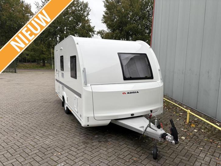 Adria Altea 432 PX Model 2026, Caravans en Kamperen, Caravans, Bedrijf, tot en met 4, 1000 - 1250 kg, Treinzit, Adria, Frans bed