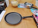 Pannenkoeken pan met anti aanbak laag 27 cm, Ophalen of Verzenden, Zo goed als nieuw, Overige materialen, Koekenpan of Braadpan