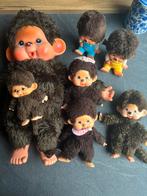Mooie vintage Monchichi aapjes, 5 poppen en 2 spaarpotjes, Ophalen of Verzenden, Gebruikt, Pop