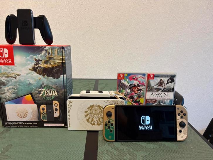 Nintendo Switch OLED: Tears of the Kingdom Limited Edition, Spelcomputers en Games, Spelcomputers | Nintendo Switch, Zo goed als nieuw