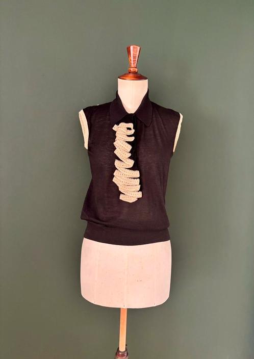 Authentieke Yves Saint Laurent topje in maat M, Kleding | Dames, Tops, Zo goed als nieuw, Maat 38/40 (M), Beige, Zonder mouw, Ophalen of Verzenden