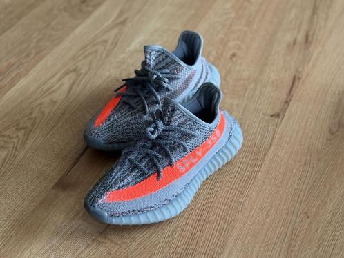 Yeezy Boost 350 v2 Beluga -- Maat 39 1/3e EU -- Z.G.A.N.!!, Kleding | Heren, Schoenen, Zo goed als nieuw, Sneakers of Gympen, Overige kleuren