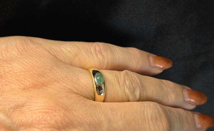 Gouden Vintage ring edelsteen smaragd en diamant. 2025/718., Sieraden, Tassen en Uiterlijk, Antieke sieraden, Ring, Goud, Met edelsteen