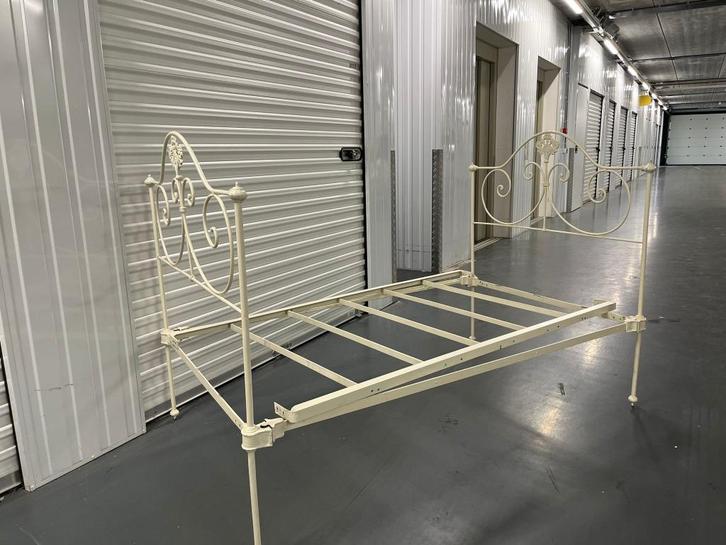 Antiek Frans ijzeren bed, Antiek en Kunst, Antiek | Meubels | Bedden, Ophalen