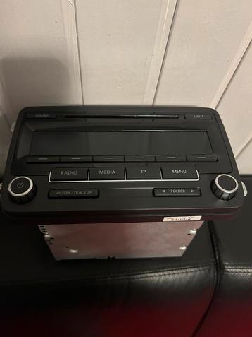Volkwagen RCD 310 beschikbaar voor biedingen