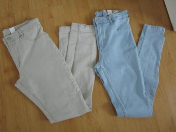 H&M - twee skinny jeans maat 170