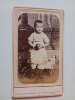 CDV Haarlem Kind met Pop, Gebruikt, Foto, Ophalen of Verzenden, Voor 1940