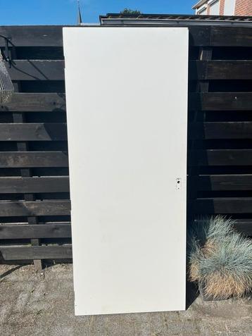 Stompe binnendeur 826x2018 beschikbaar voor biedingen