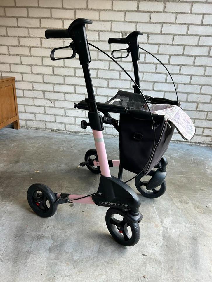 Rollator Topro Troja 2G roze Medium, Diversen, Rollators, Gebruikt, Lichtgewicht, Opvouwbaar, Ophalen